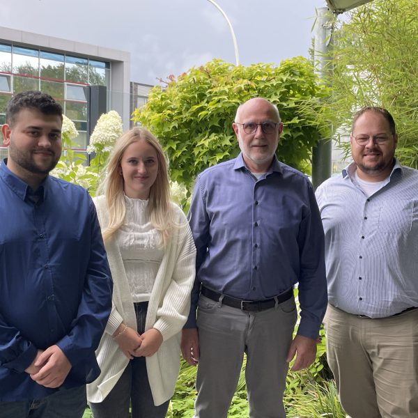 Finja-Frieling-und-Kadir-Gueldag-mit-GFs